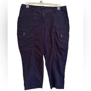 Chicos utility pants cropped length Chicos size 2.5 USA size 14 Navy Blue
